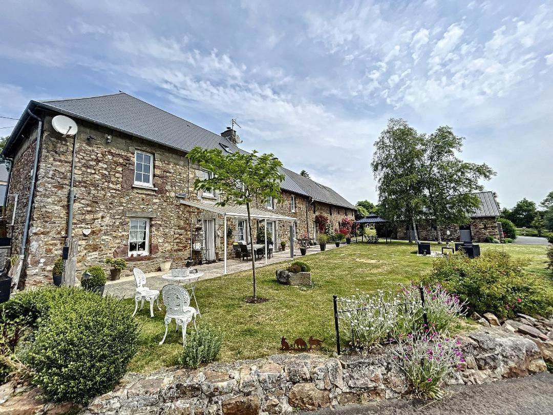 Chambres D'Hotes La Clef Des Champs Montpinchon Экстерьер фото