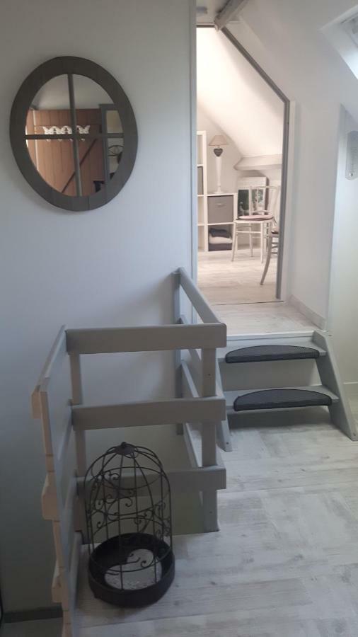 Chambres D'Hotes La Clef Des Champs Montpinchon Экстерьер фото